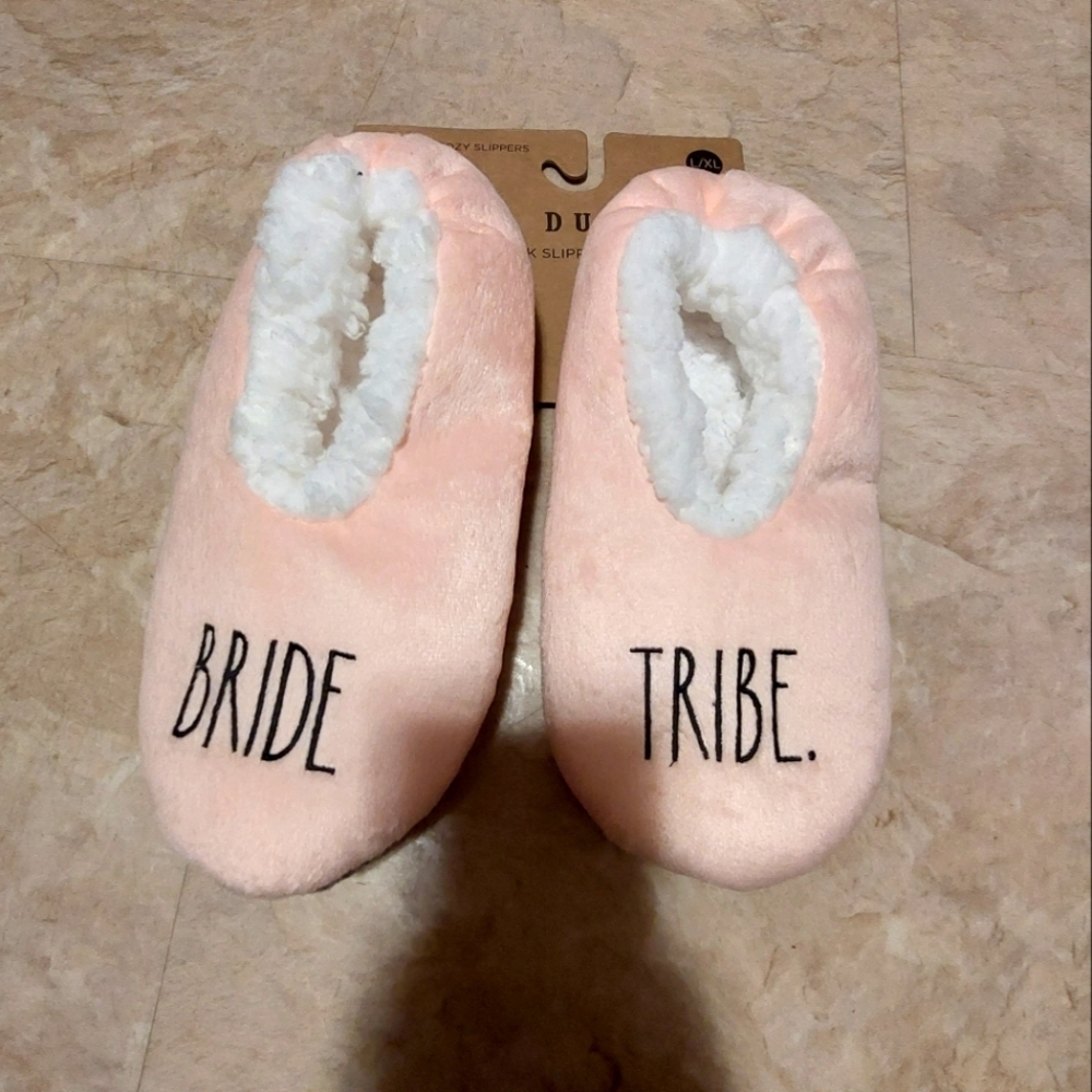 Rae Dunn shepra slippers nwt size L/XL